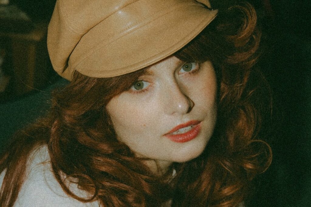 “Swimming on the Surface”: Ivory Layne Faces the Fear of Falling on “Skim,” a Cinematic Surge of Desire and Self-Protection